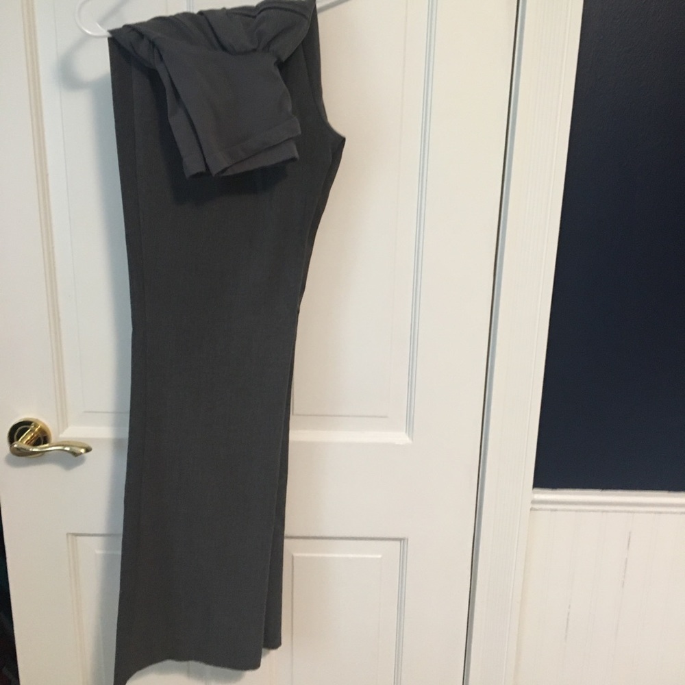 Motherhood Maternity pants